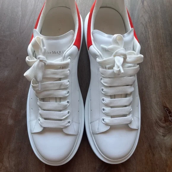Alexander Mcqueen